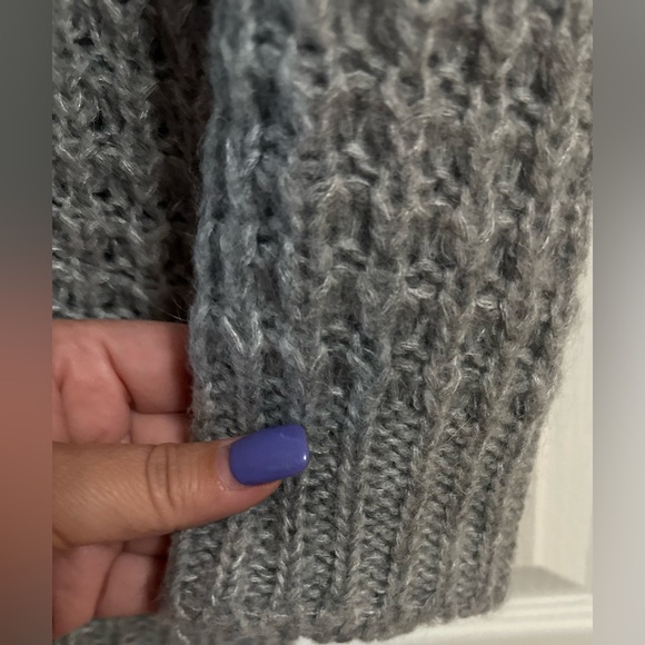 Women’s DONT ASK WHY Gray Crew Neck Knit Acrylic Mohair Blend. OS. - Picture 3 of 5
